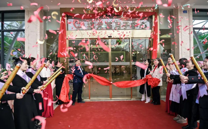 成都月子中心盛大開業(yè)，國色天香店開業(yè)活動圓滿結束1